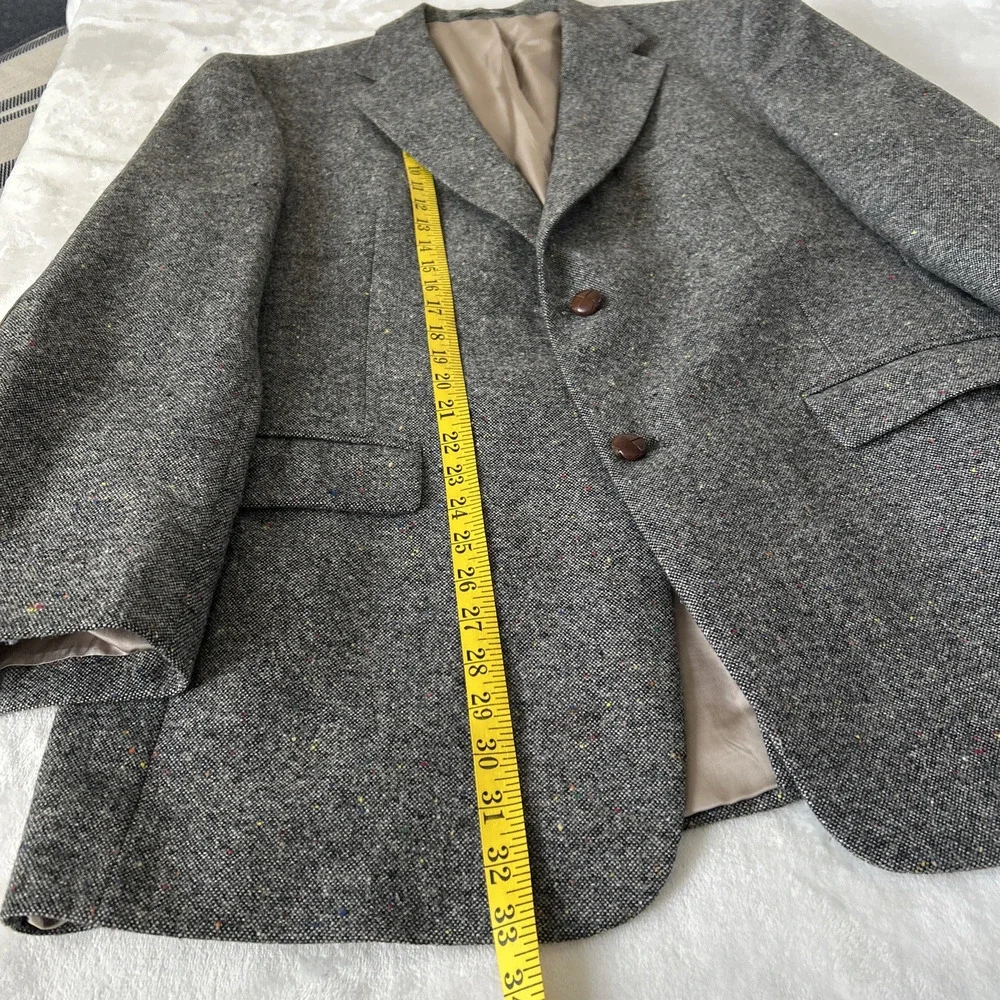 Vintage Austin Reed Wool Blazer 44R Tweed Gray Patch On Elbow USA Career